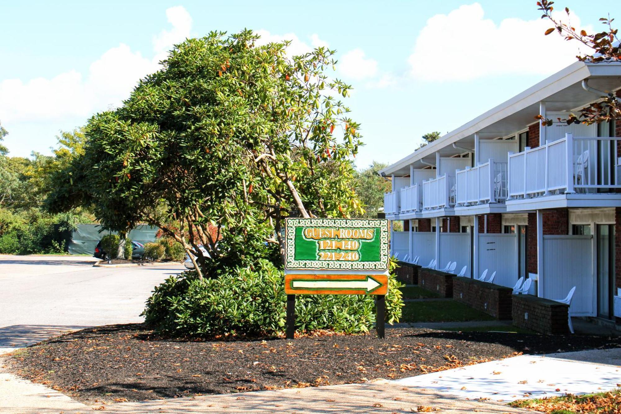 Cape Cod Irish Village - The Emerald Resort บาร์นสเตเบิล ภายนอก รูปภาพ