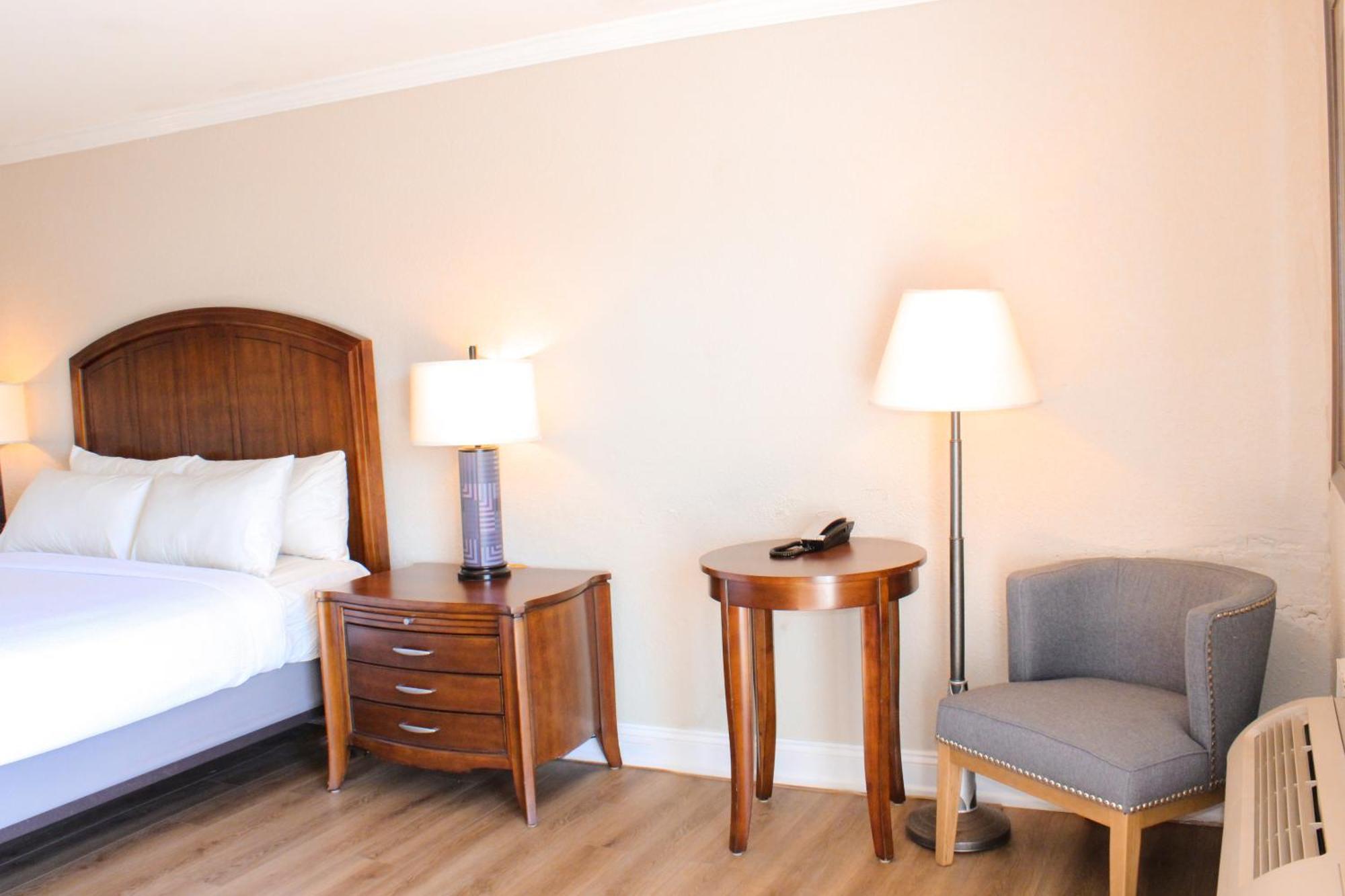 Cape Cod Irish Village - The Emerald Resort บาร์นสเตเบิล ภายนอก รูปภาพ